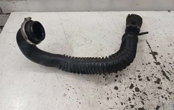 Opel Insignia A Intercooler hose/pipe 