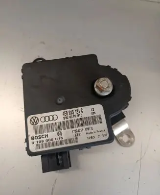 Audi A8 S8 D3 4E Other control units/modules 4E0915181C 0199000015