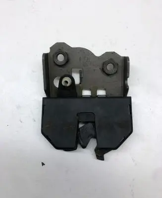 BMW 3 E46 Seat back rest lock catch 8209035 82090359 52208209035