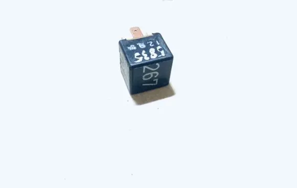 Audi A6 S6 C4 4A Other relay 443919578c 899519