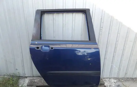 Fiat Stilo Rear door