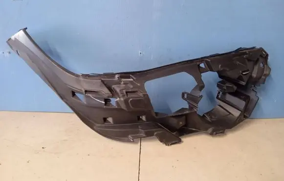BMW X5 F15 Headlight/headlamp mounting bracket 8054018