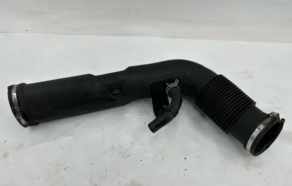 Volvo V40 Intercooler hose/pipe 31338661