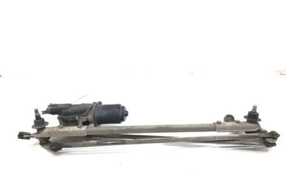 Honda CR-V Front wiper linkage and motor