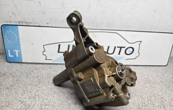 BMW 3 E90 E91 Oil pump 7545939 7560250