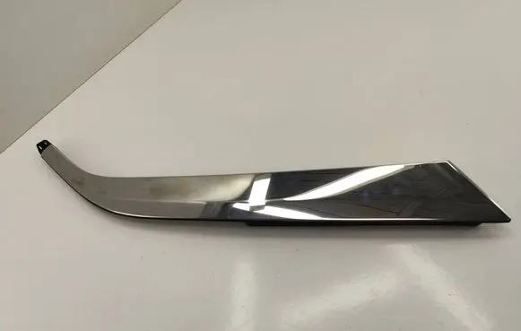 Peugeot 5008 II Rear side glass trim 9827008877