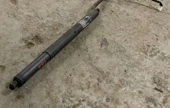 BMW X5 F15 Tailgate/trunk strut/damper 18202210