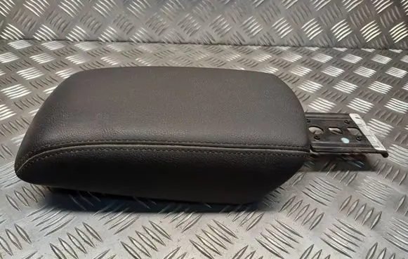 Ford Focus Armrest A1086000 2437665