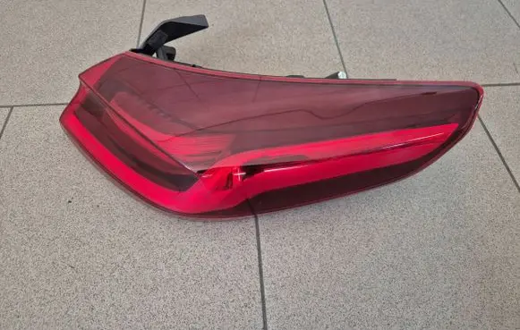 KIA Xceed Rear/tail lights 92402J7300