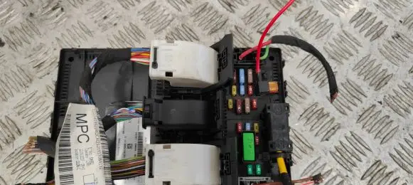 Ford Fiesta Fuse module HU5T16604BCL