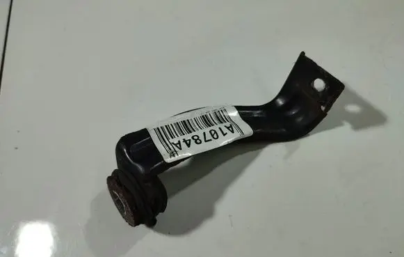 Honda Civic Radiator mount bracket 