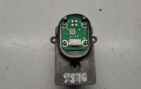 Mercedes-Benz C W205 LED ballast control module 707881 1305715284