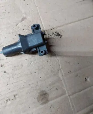 Renault Espace III Fender mounting bracket 6025300840H