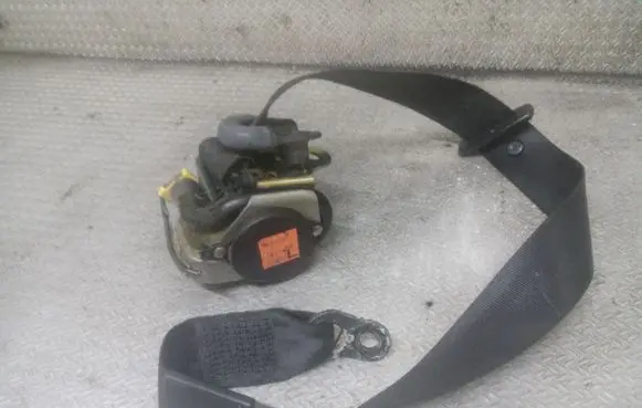 Audi A2 Front seatbelt 8Z1857705 560790900A