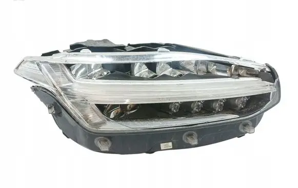 Volvo XC90 Headlight/headlamp 