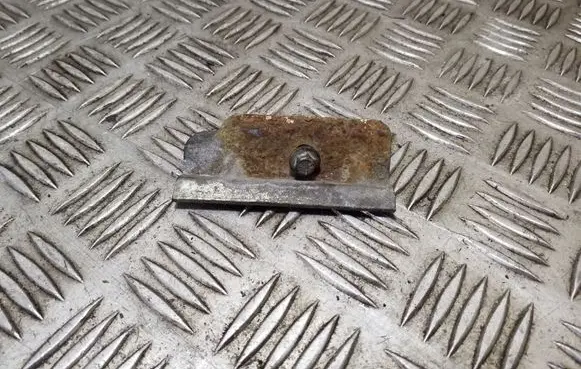 Ford Mondeo MK IV Battery bracket 