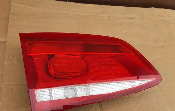 Volkswagen PASSAT B7 Tailgate rear/tail lights 3AF945093J