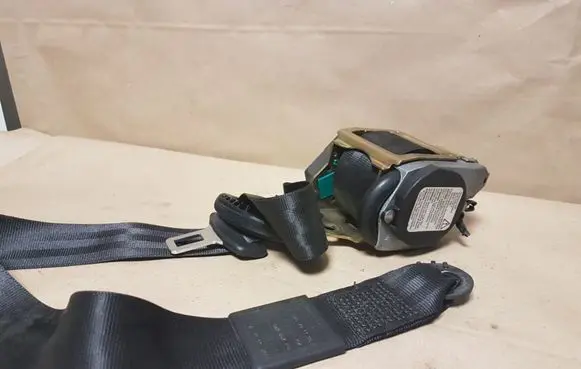 Audi A2 Front seatbelt 8Z2857705 560791100B