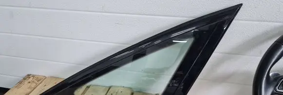 Audi A6 S6 C7 4G Rear vent window glass 4G5845298