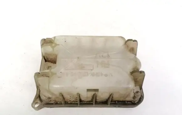 Headlight/headlamp dust cover