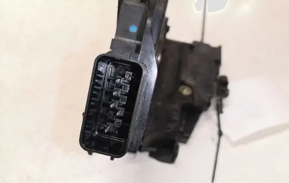 Mazda 5 Front door lock CC6459 A00684C 5N6AA21813AC