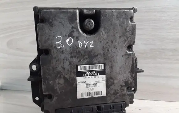 Renault Espace - Grand espace IV Engine control unit/module 8200453261 8973804220 2758003850