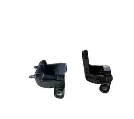 Nissan Rogue Rear door hinge set 