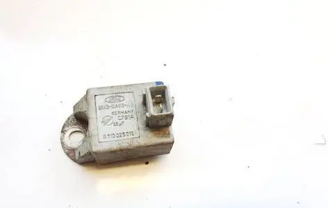 Ford Mondeo Mk III Ignition amplifier control unit 93AB12A019AB
