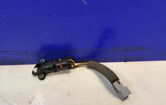Jaguar XF X250 Oil temperature sensor 8X238B506AA