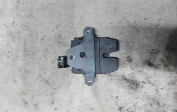 Ford S-MAX Tailgate/trunk/boot lock/catch/latch 8n51r442a66