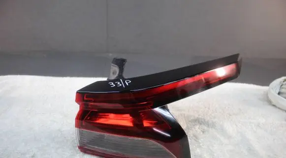 Nissan Qashqai J12 Rear/tail lights 220-8D02F 2208D02F