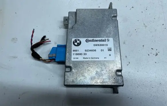 BMW X6 E71 Camera control unit module 11868033