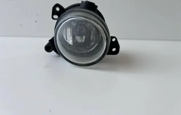 Mercedes-Benz E W212 Front fog light 2128201056