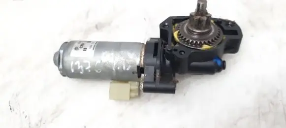 BMW 6 F12 F13 Seat adjustment motor 0390204076 P111317101