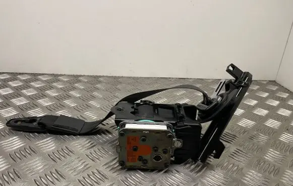Audi A6 S6 C7 4G Front seatbelt 4G8857705B