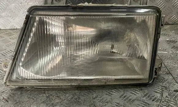 Mercedes-Benz Sprinter W901 W902 W903 W904 Headlight/headlamp 9018200261 MRSU5670655
