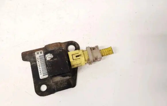 Subaru Legacy Airbag deployment crash/impact sensor 98231AE000 1876003470