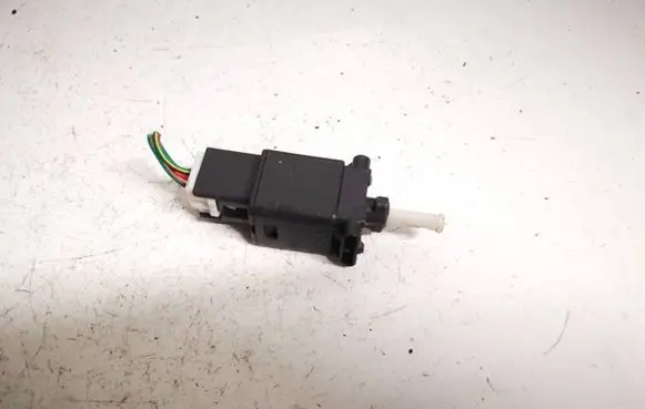 Ford Focus Brake pedal sensor switch