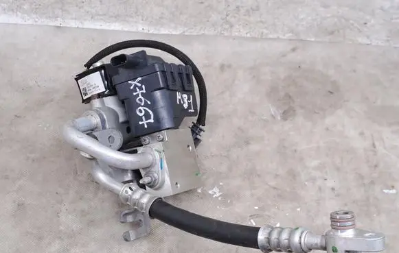 Air conditioning (A/C) expansion valve