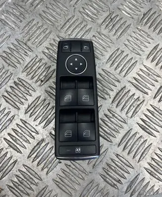 Mercedes-Benz C W204 Electric window control switch A2049055302