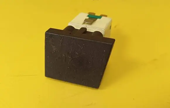 Opel Omega B1 Tailgate opening switch 09147905
