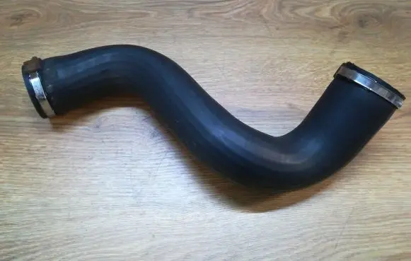 Peugeot 807 Intercooler hose/pipe 55030273
