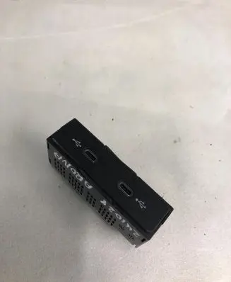 Seat Arona USB socket connector 575035736a
