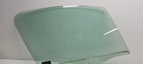 Citroen C3 Front door window glass four-door