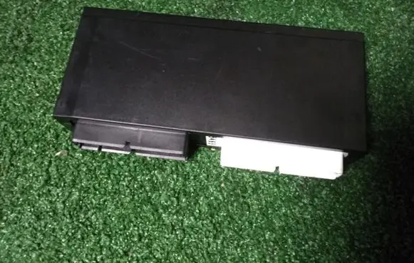 BMW 5 E34 Comfort/convenience module 61351379741 606140X01E