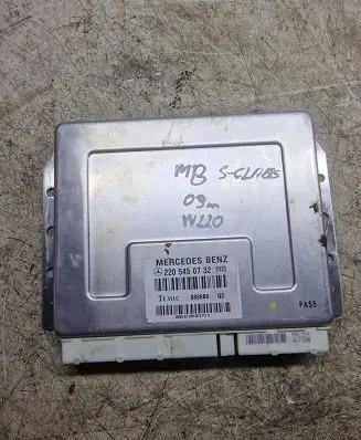Mercedes-Benz S W220 Air suspension control unit module (rear) 8886B0 2205450732