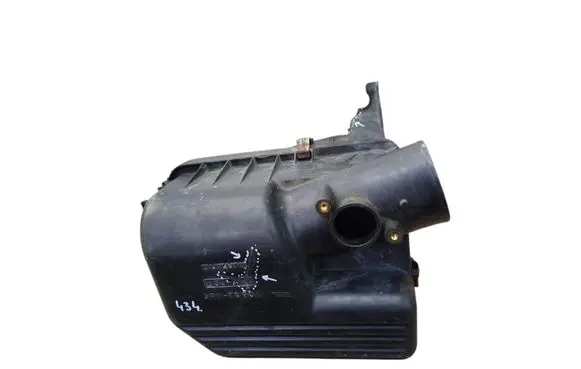 Suzuki Grand Vitara II Air filter box 65JA01