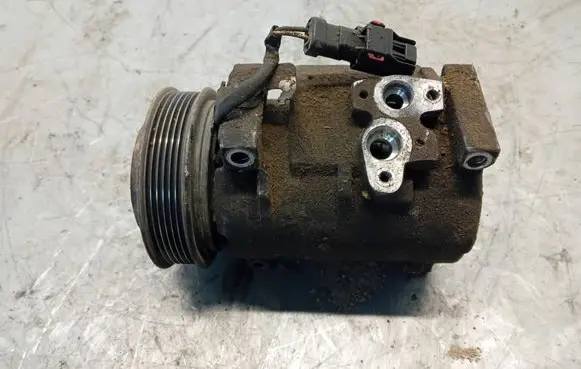 Jeep Cherokee III KJ Air conditioning (A/C) compressor (pump) 447220