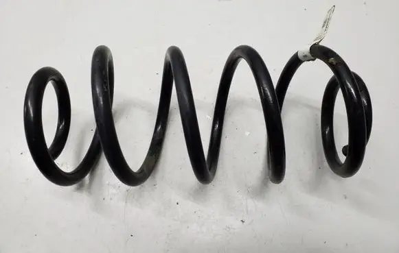 Jeep Wrangler Rear coil spring 68253588AA