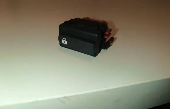 Renault Clio II Central locking switch button 060035C 26488